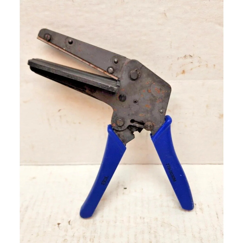 Thomas & Betts T&B model 779-5030M Ribbon cable Cutter Tool Free Shipping